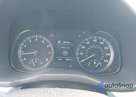 2018 Hyundai Kona Limited z USA, uszkodzony, nr VIN KM8K3CA50JU167007